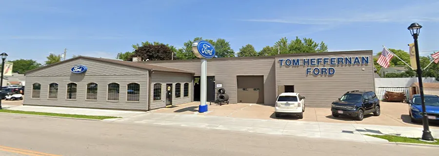 Tom Heffernan Ford sells to Moneer Nyazi with Performance Brokerage.